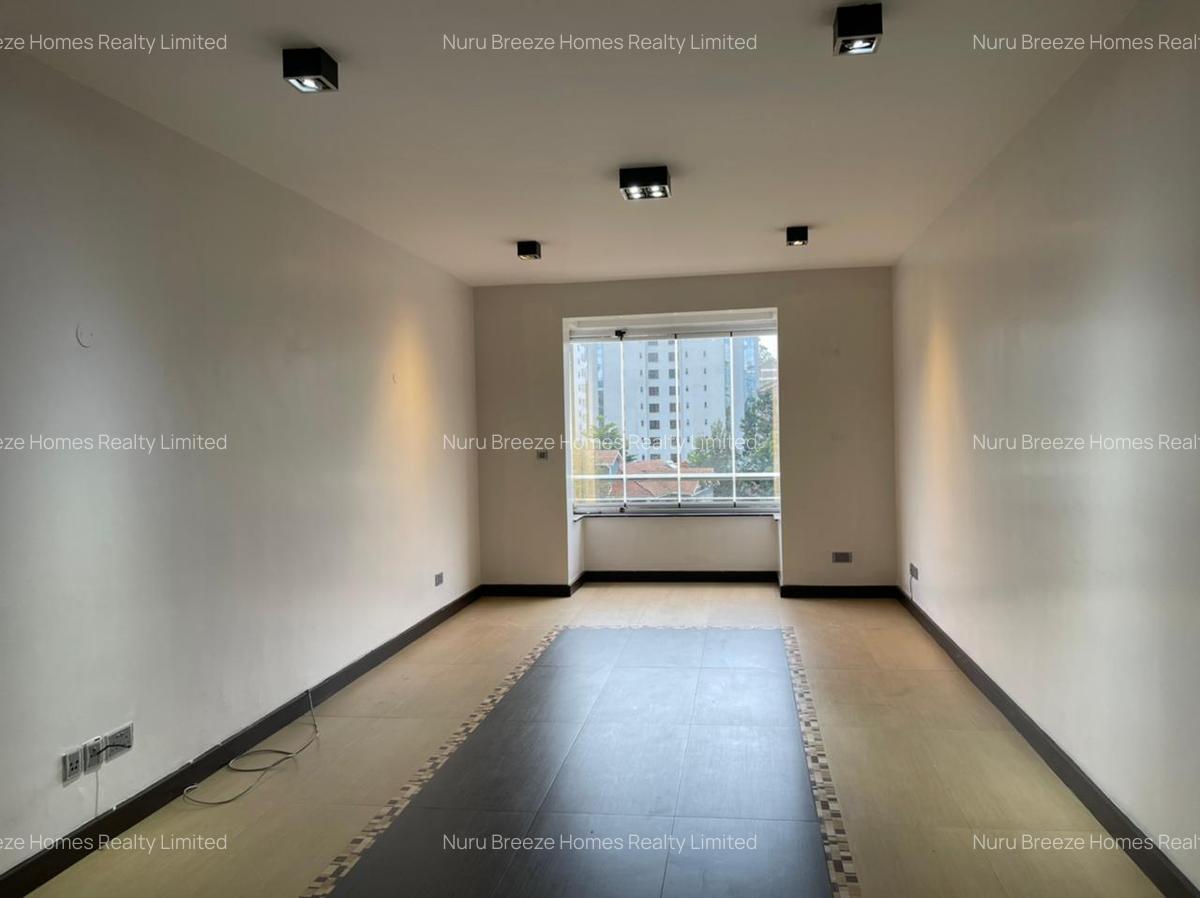 3 Bed Apartment with En Suite in Riverside - 17