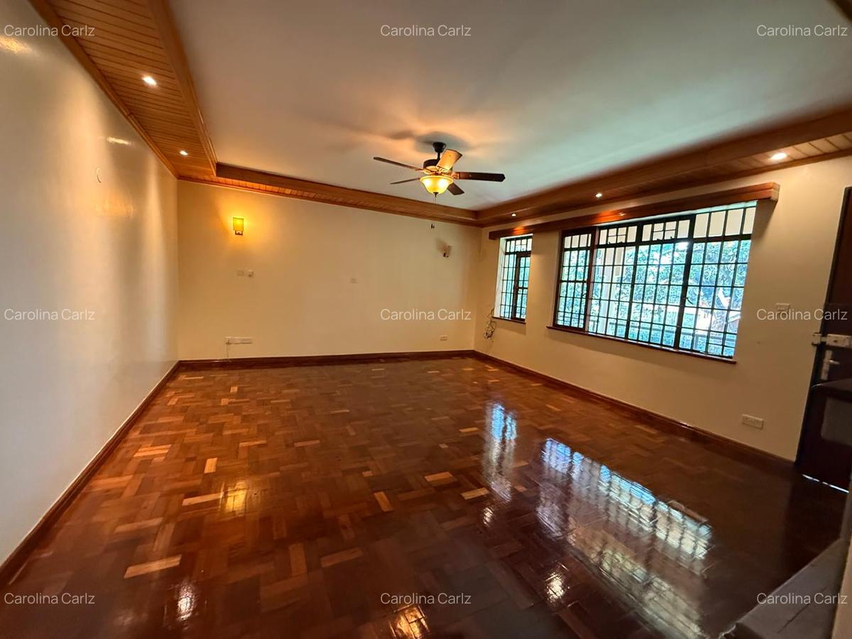 5 Bed House with En Suite in Nyari - 5