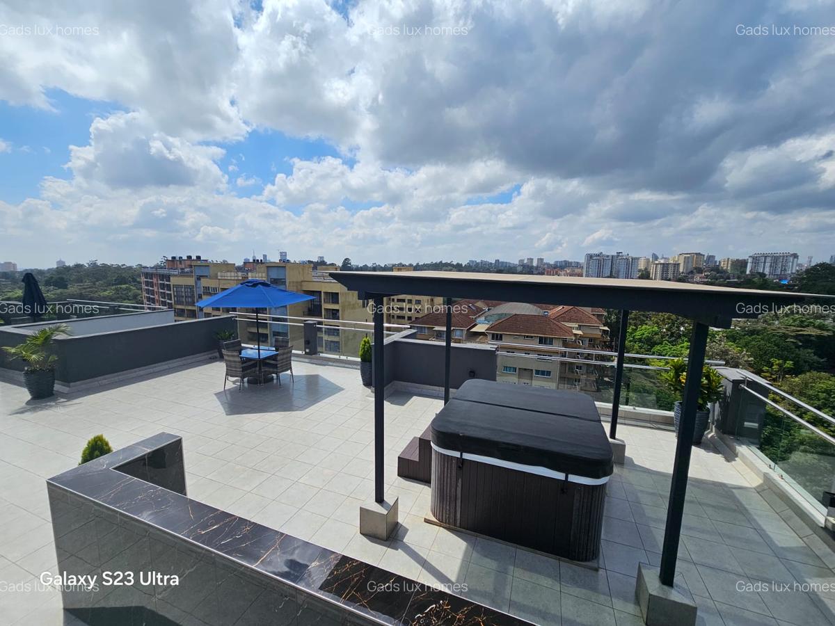 2 Bed Apartment with En Suite at Riverside - 3