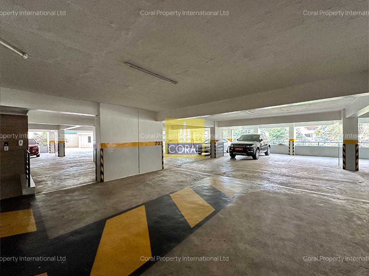 4 Bed Apartment in Kilimani - 20