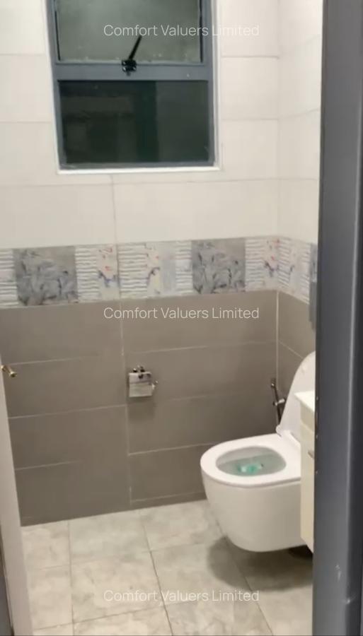2 Bed Apartment with En Suite at Lavington - 10