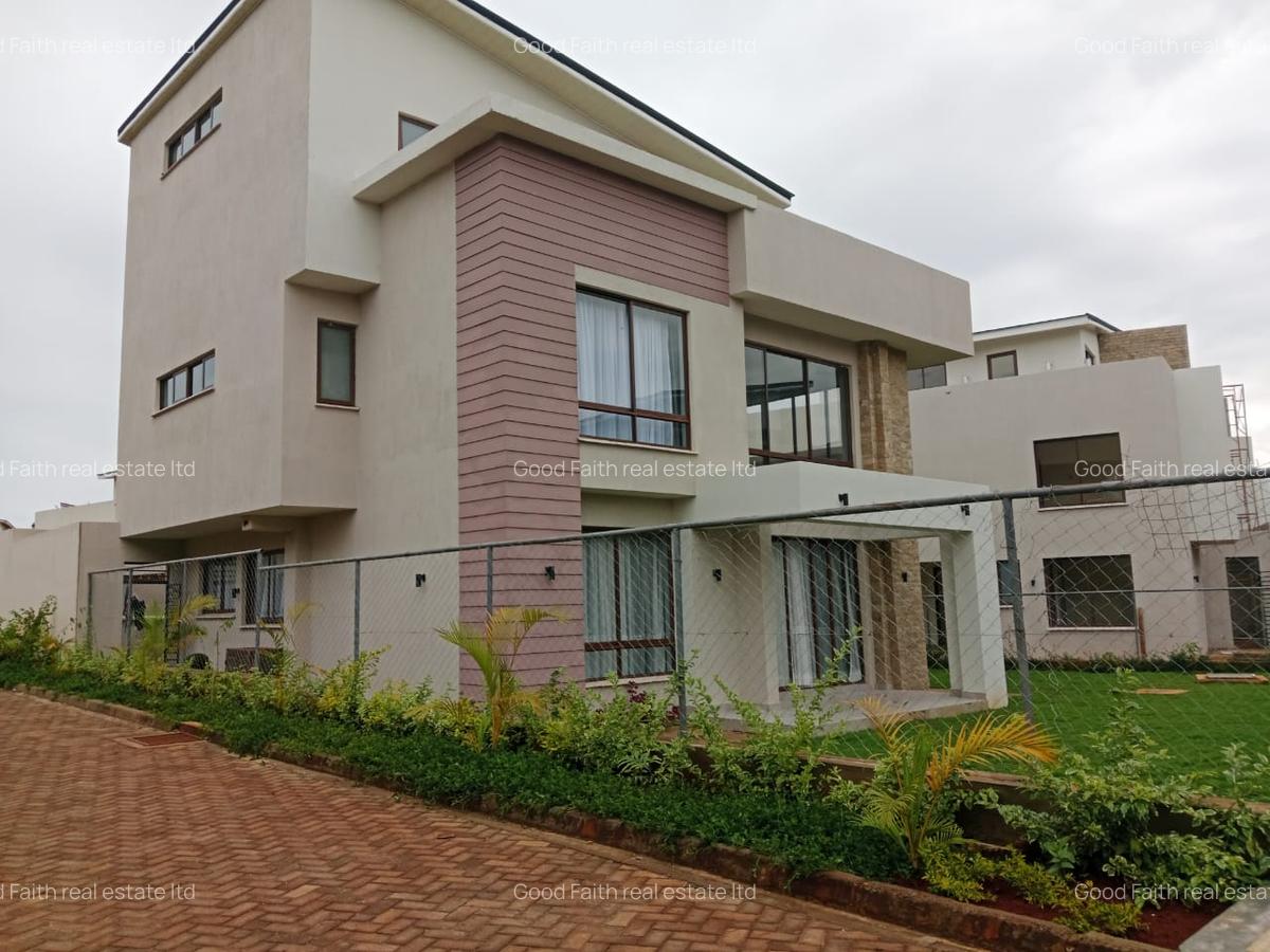4 Bed Townhouse with En Suite in Kiambu Road - 1