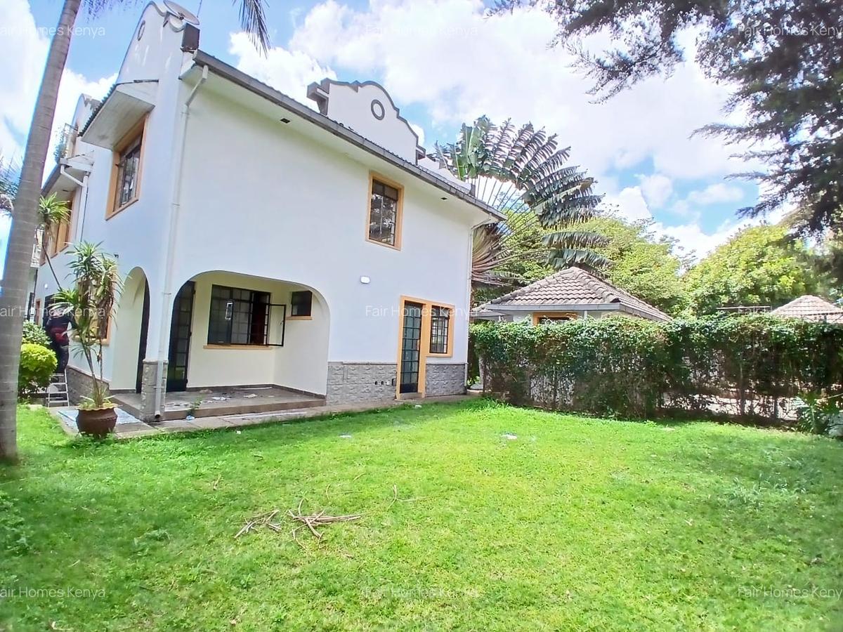 4 Bed Townhouse with En Suite at Lavington Green - 14