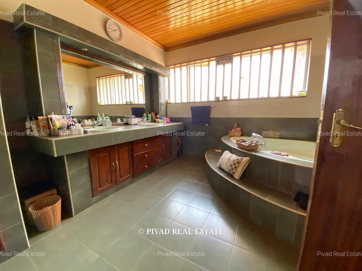 4 Bed House with Garden in Westlands Area - 5