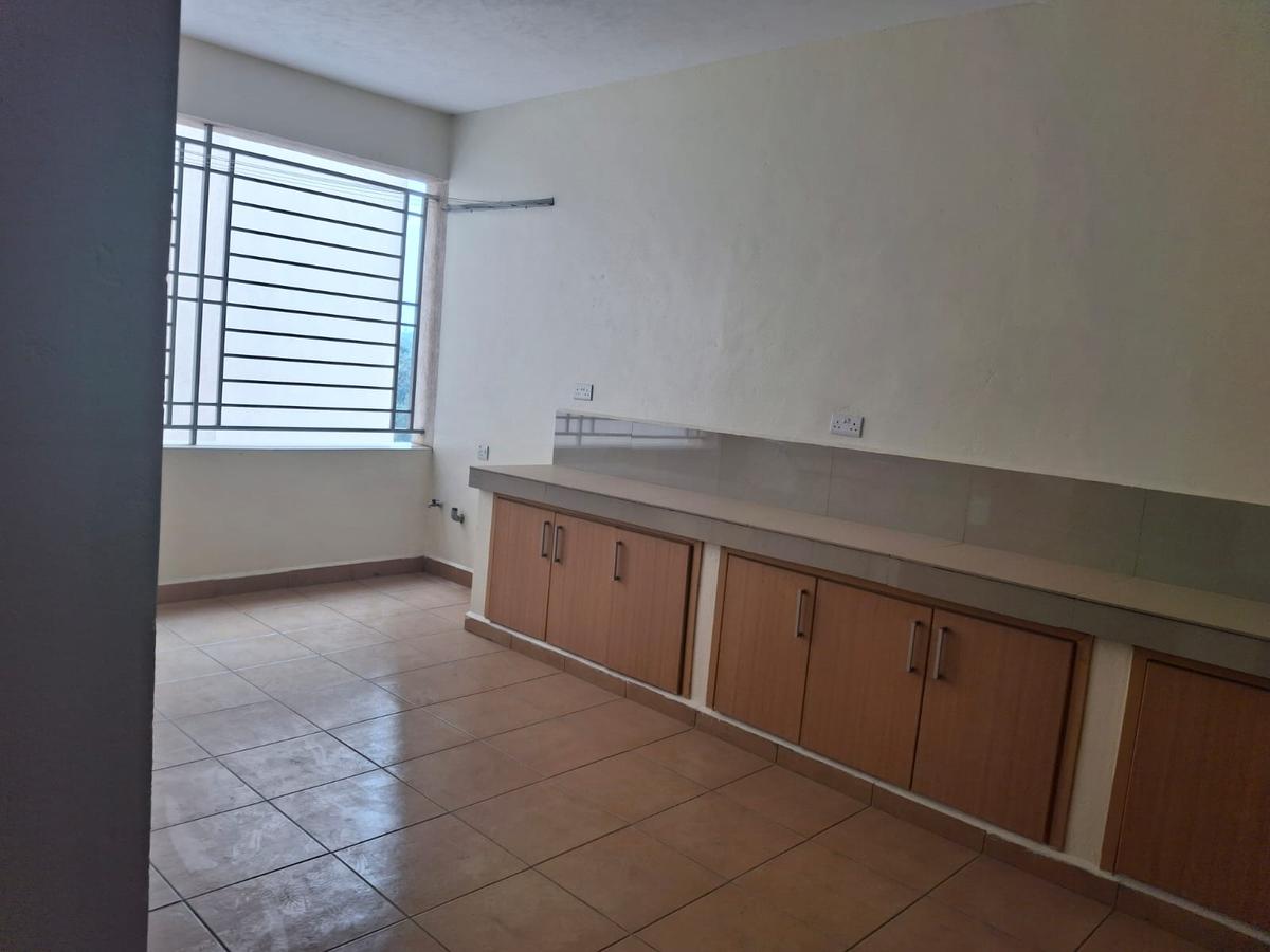 4 Bed Apartment with En Suite in Kileleshwa - 8