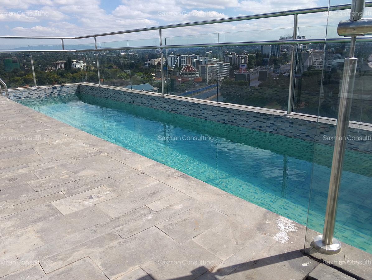 3 Bed Apartment with En Suite in Brookside - 17