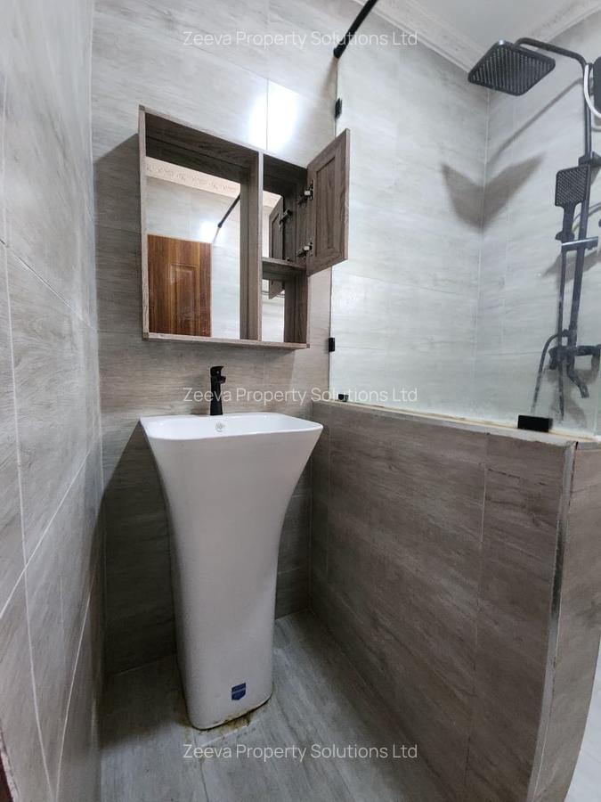 4 Bed House with En Suite in Loresho - 18