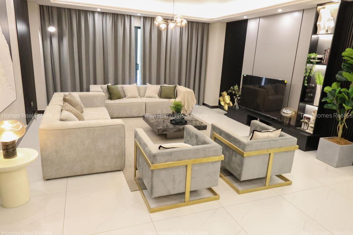 4 Bed Apartment with En Suite at Othaya Road - 1