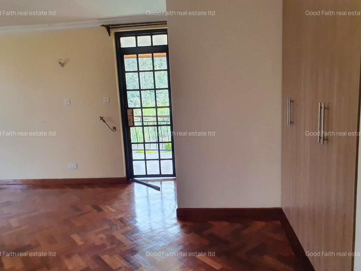 4 Bed House with En Suite in Karen - 5