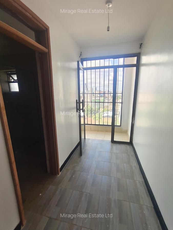 4 Bed Apartment with Borehole in Parklands - 12