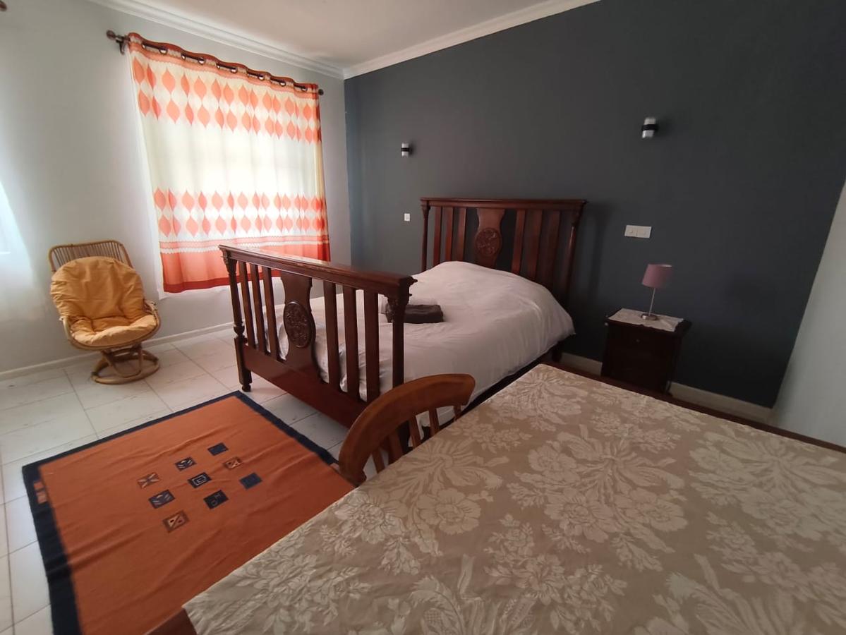 Furnished 2 Bed Apartment with Backup Generator in Runda - 6