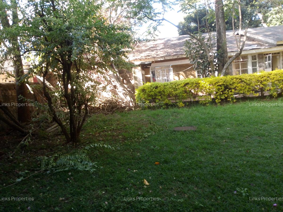 3 Bed House with En Suite at Karen - 3