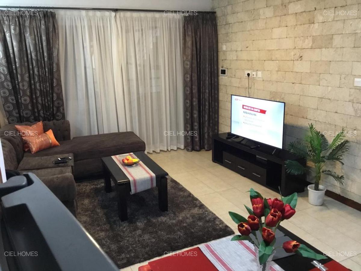Furnished 1 Bed Apartment with En Suite at Wood Avenue - 3