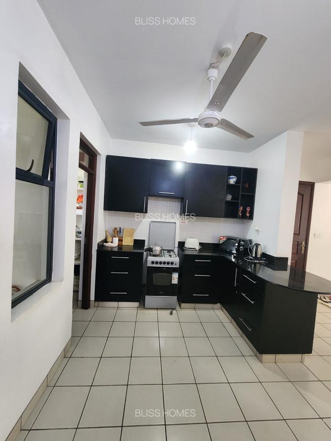 2 Bed Apartment with En Suite at Nyali Road - 14