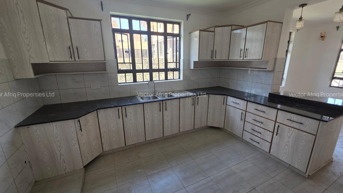 4 Bed Townhouse with En Suite in Ongata Rongai - 8