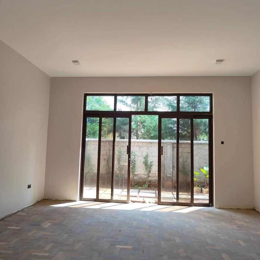 5 Bed Villa with En Suite at Mukoma Area - 10