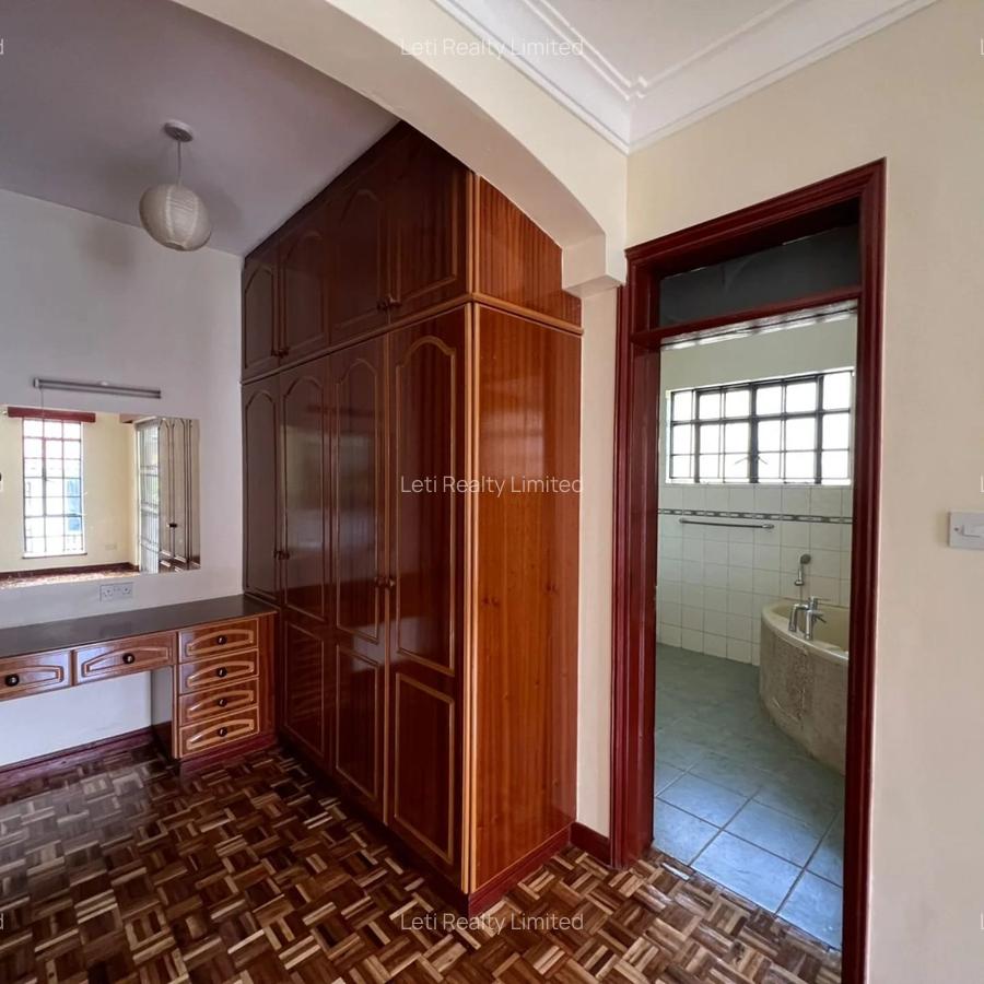 4 Bed Townhouse with En Suite in Kileleshwa - 6