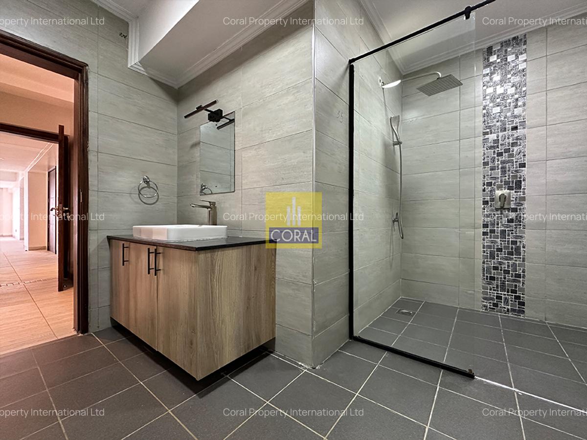 4 Bed Apartment in General Mathenge - 14