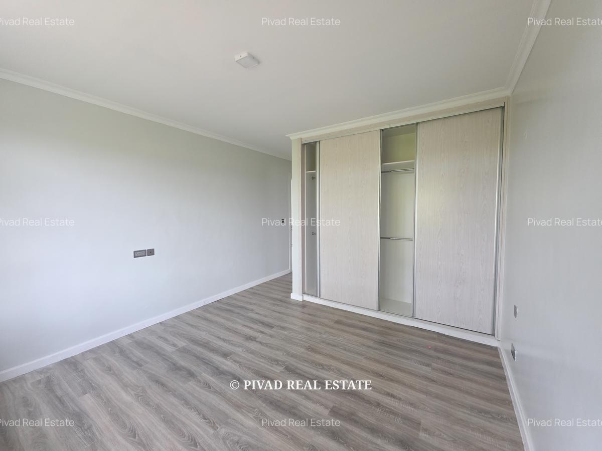 4 Bed Townhouse with Swimming Pool in Kiambu Road - 7