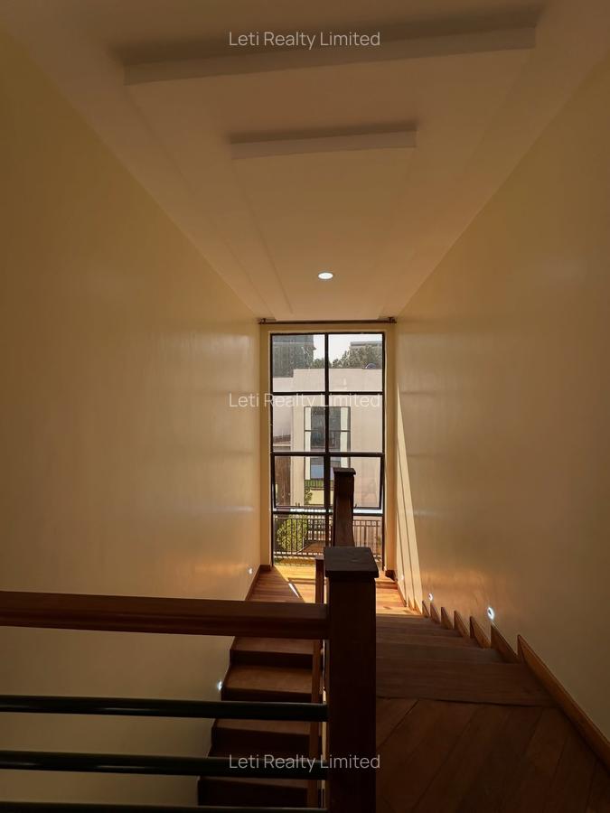 5 Bed Townhouse with En Suite in Kileleshwa - 7