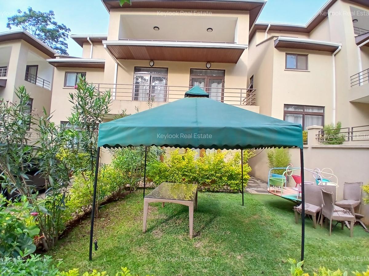 5 Bed Townhouse with En Suite at Lavington Green - 2