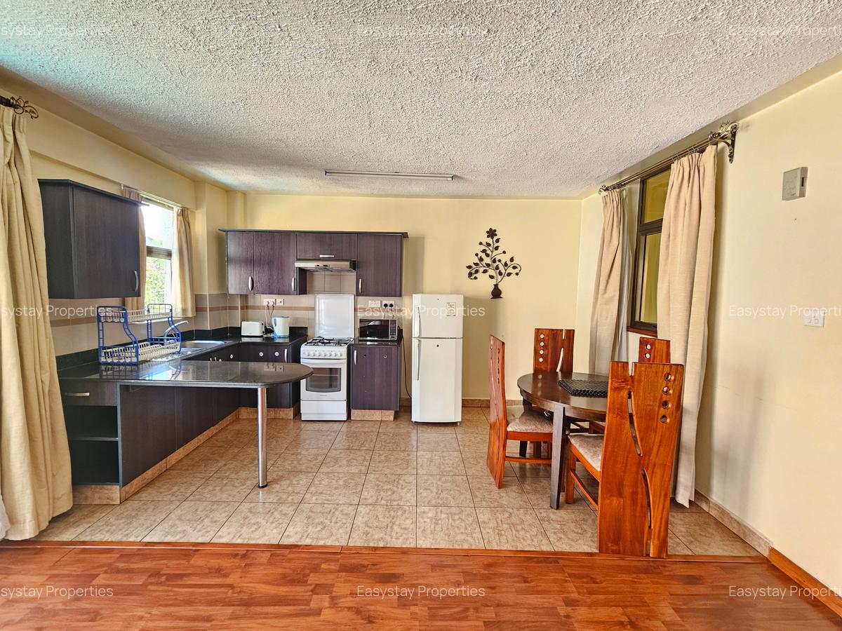 Serviced 1 Bed Apartment with En Suite in Lavington - 3