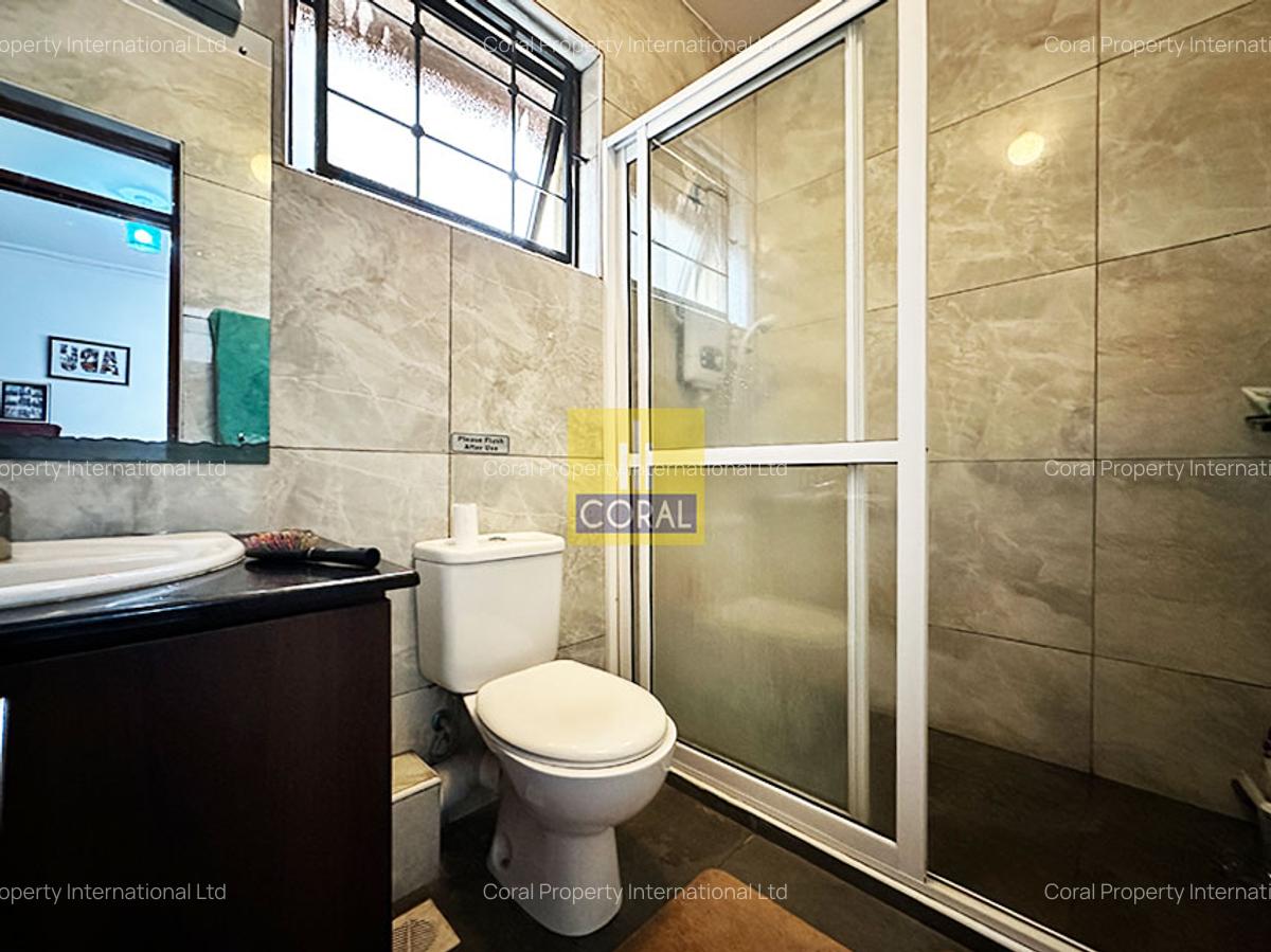 4 Bed Apartment in Parklands - 17