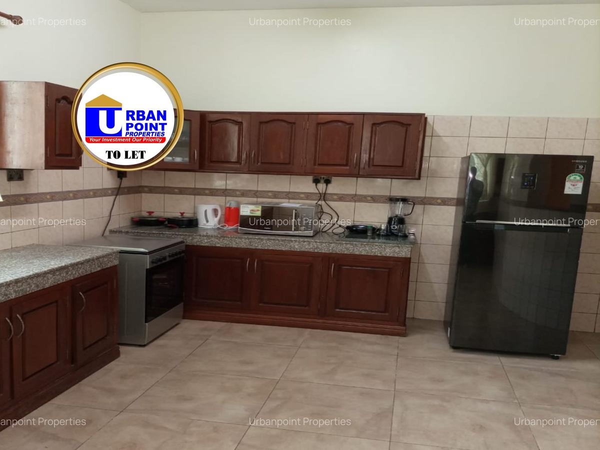 5 Bed Villa with En Suite in Nyali Area - 11