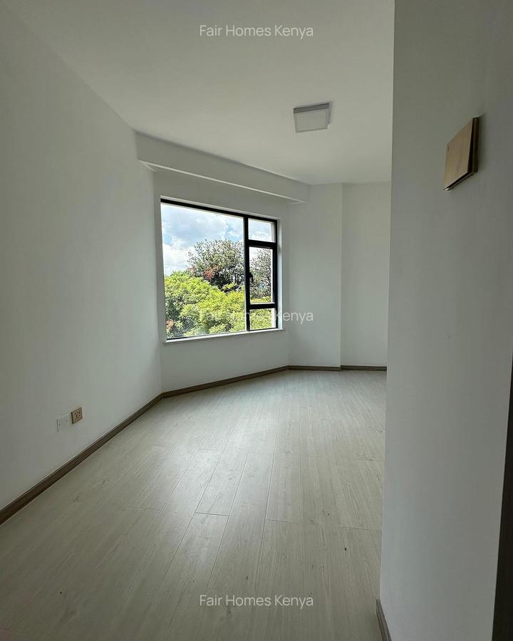 4 Bed Apartment with En Suite at Valley Arcade - 12