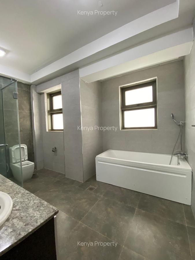 2 Bed Apartment with En Suite in Kilimani - 6