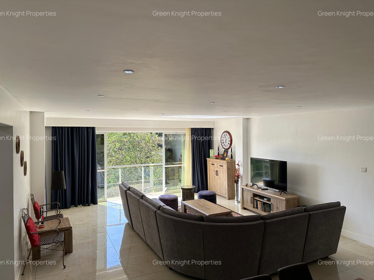 Serviced 3 Bed Apartment with En Suite in Westlands Area - 10