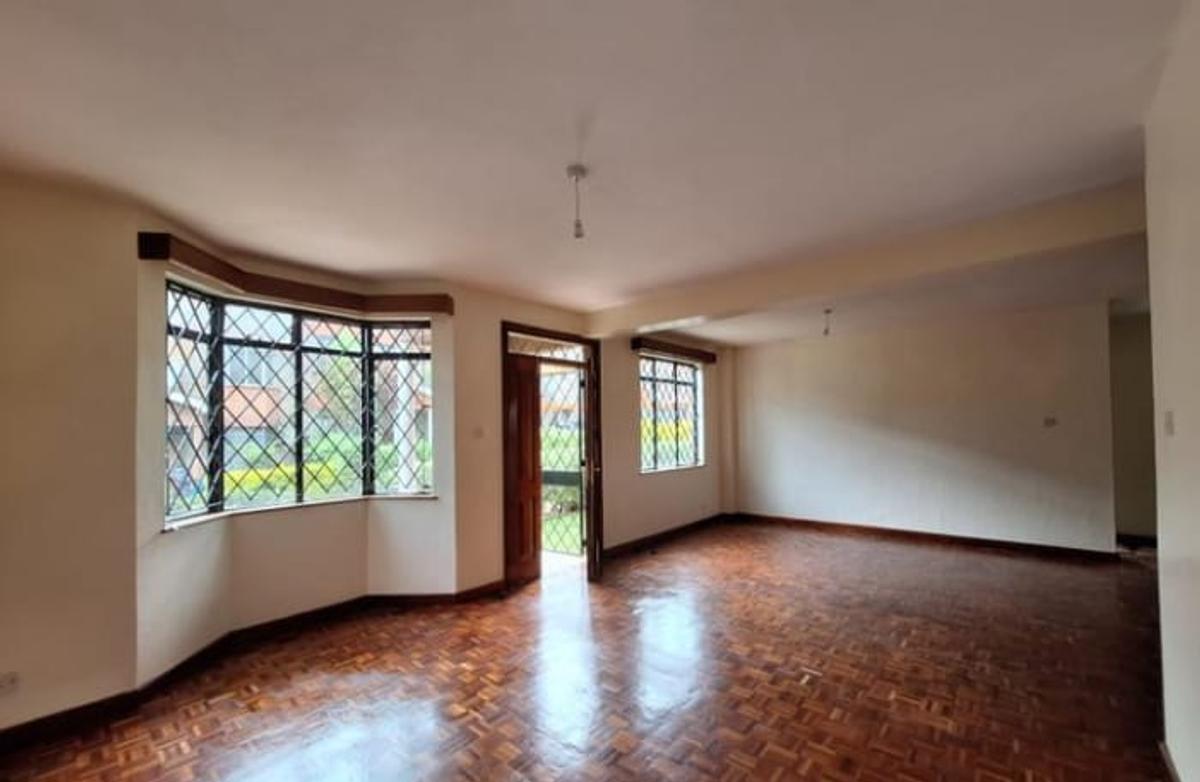 4 Bed Townhouse with En Suite in Lavington - 5