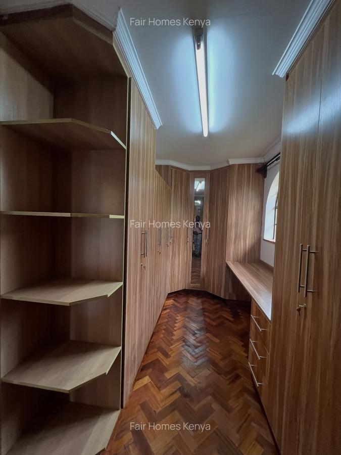 5 Bed Townhouse with En Suite at Kitisuru - 18