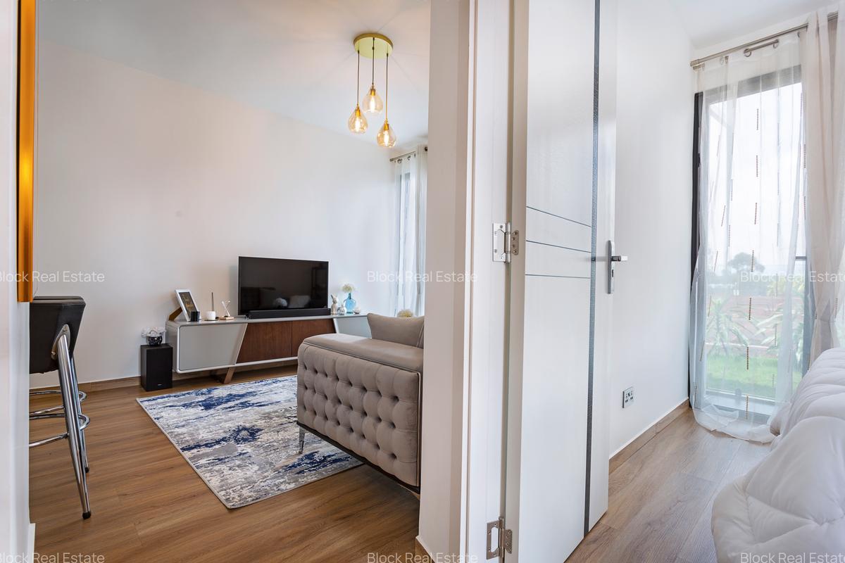 1 Bed Apartment with En Suite in Tatu City - 7