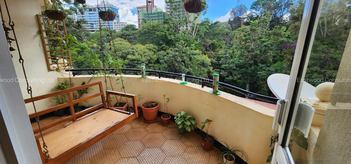 4 Bed Apartment with En Suite at Church Road - 2