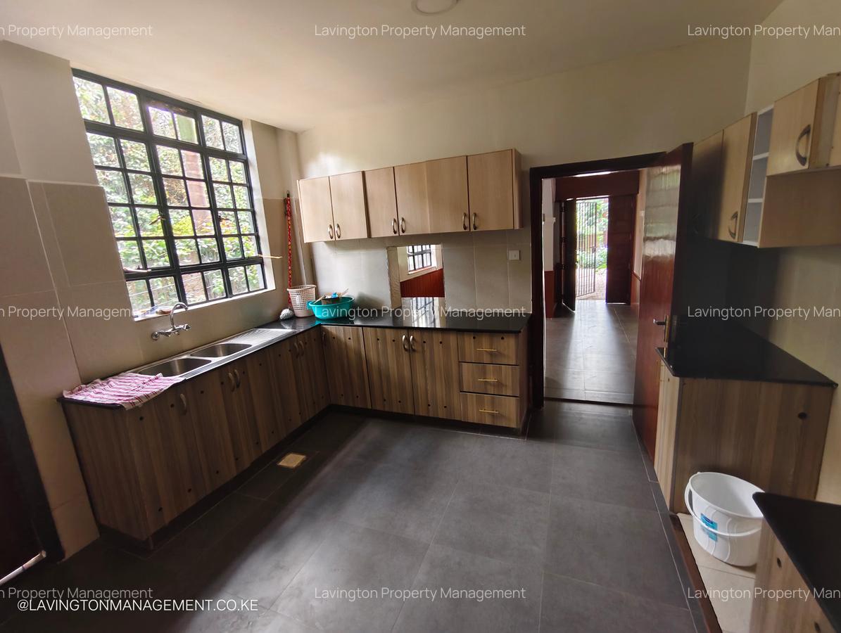 4 Bed House with En Suite at Giraffe Centre - 7