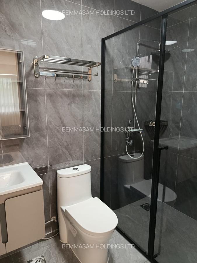 Serviced 1 Bed Apartment with En Suite at Wood Avenue - 10