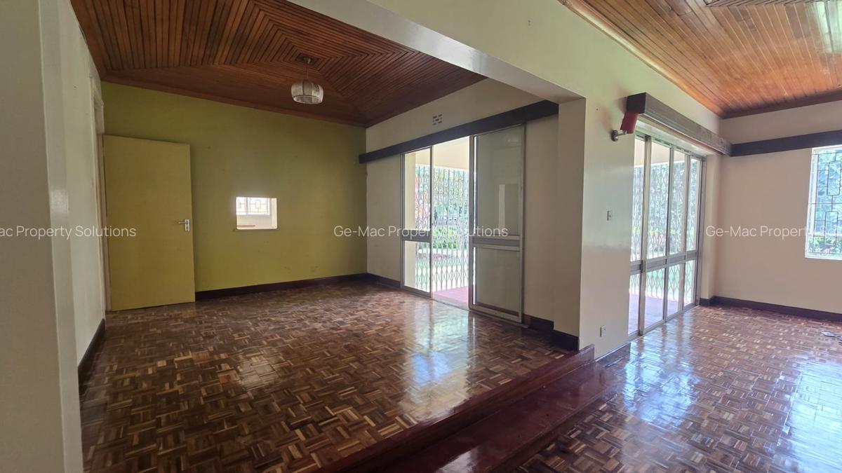 4 Bed House with En Suite in Runda - 5