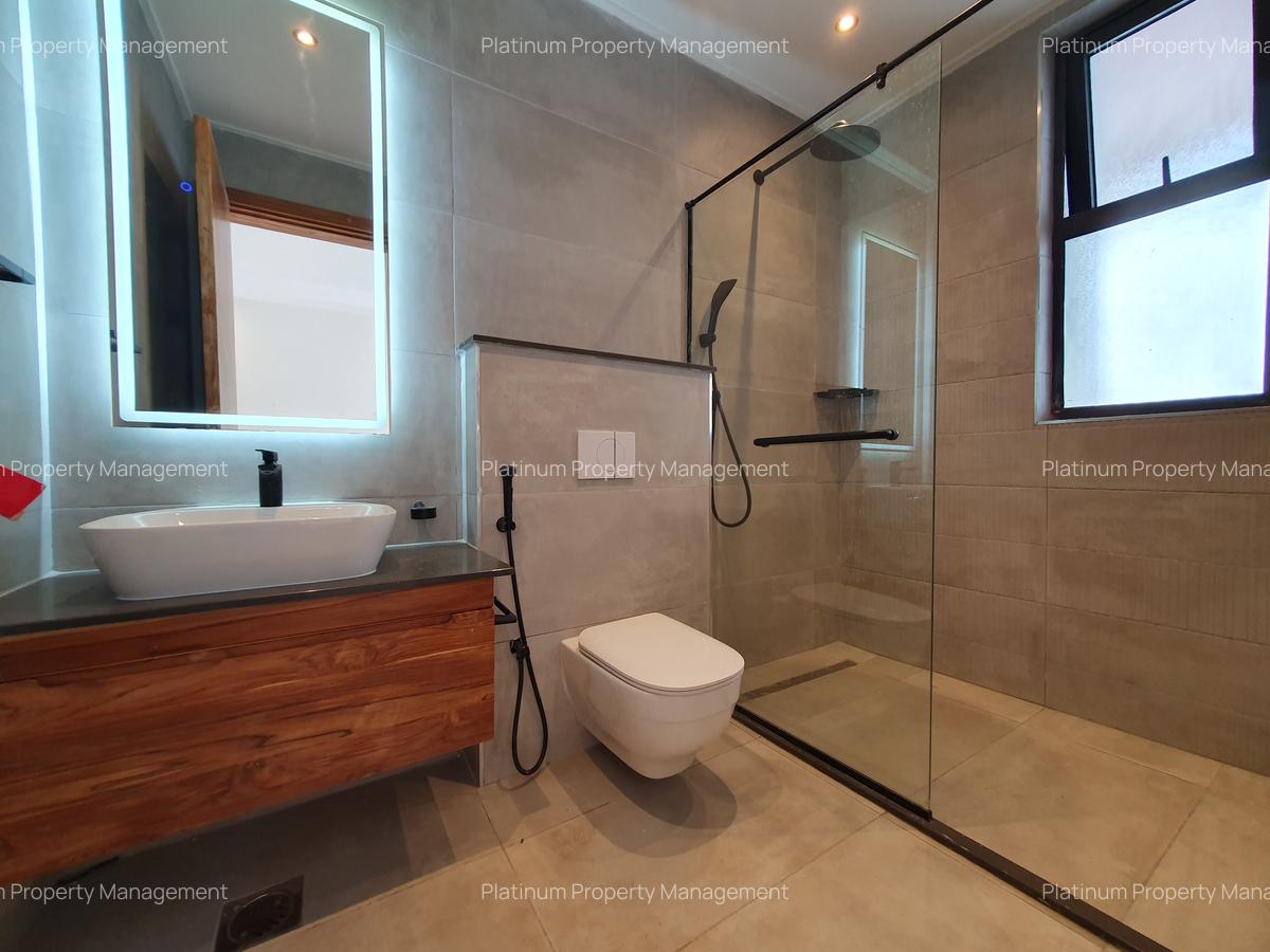 3 Bed Apartment with En Suite at Spring Valley - 8