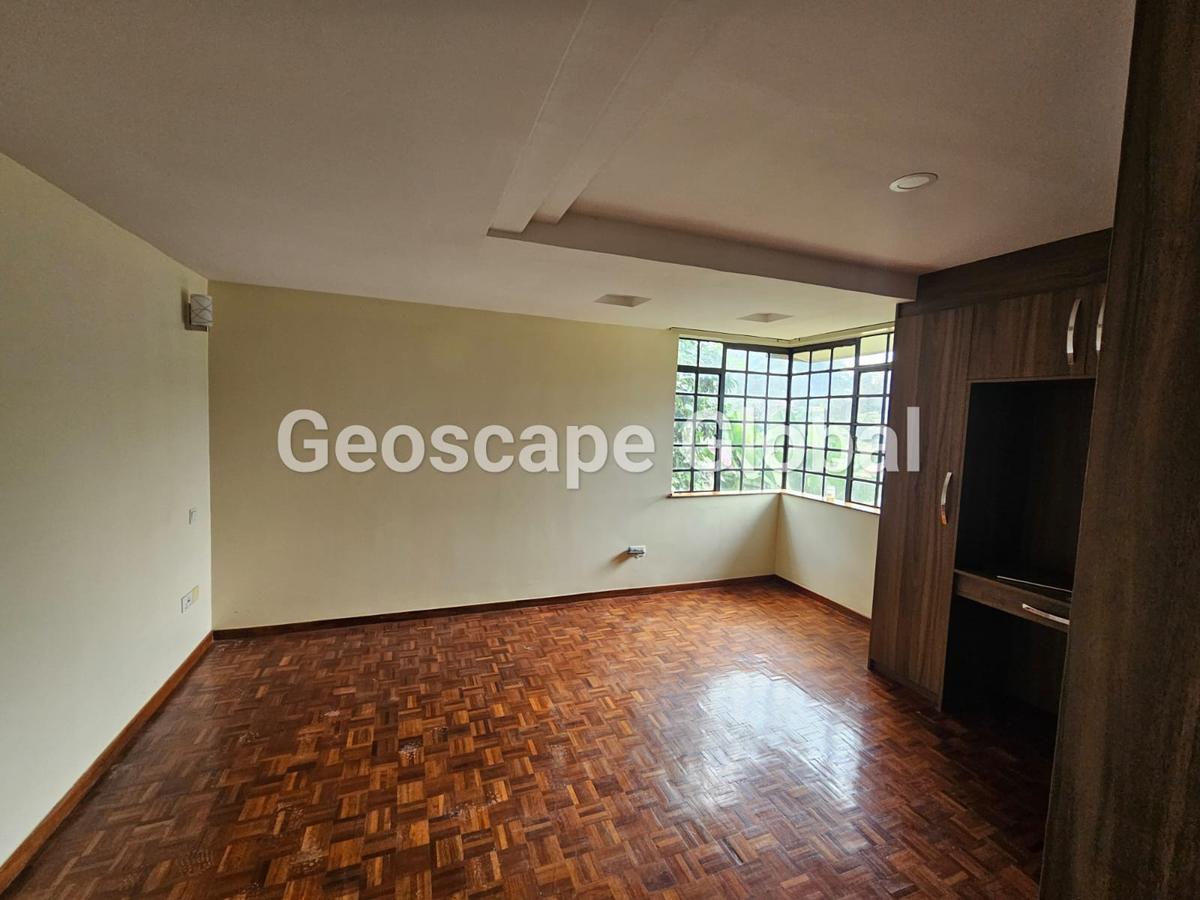5 Bed House with En Suite in Kitisuru - 17