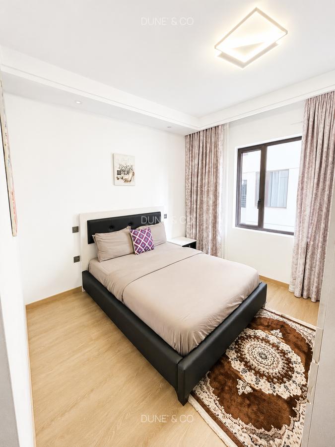 Serviced 3 Bed Apartment with En Suite in Riverside - 10