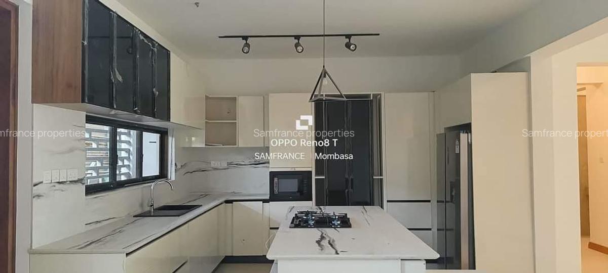 Serviced 4 Bed Apartment with En Suite at Mount Kenya Road - 12