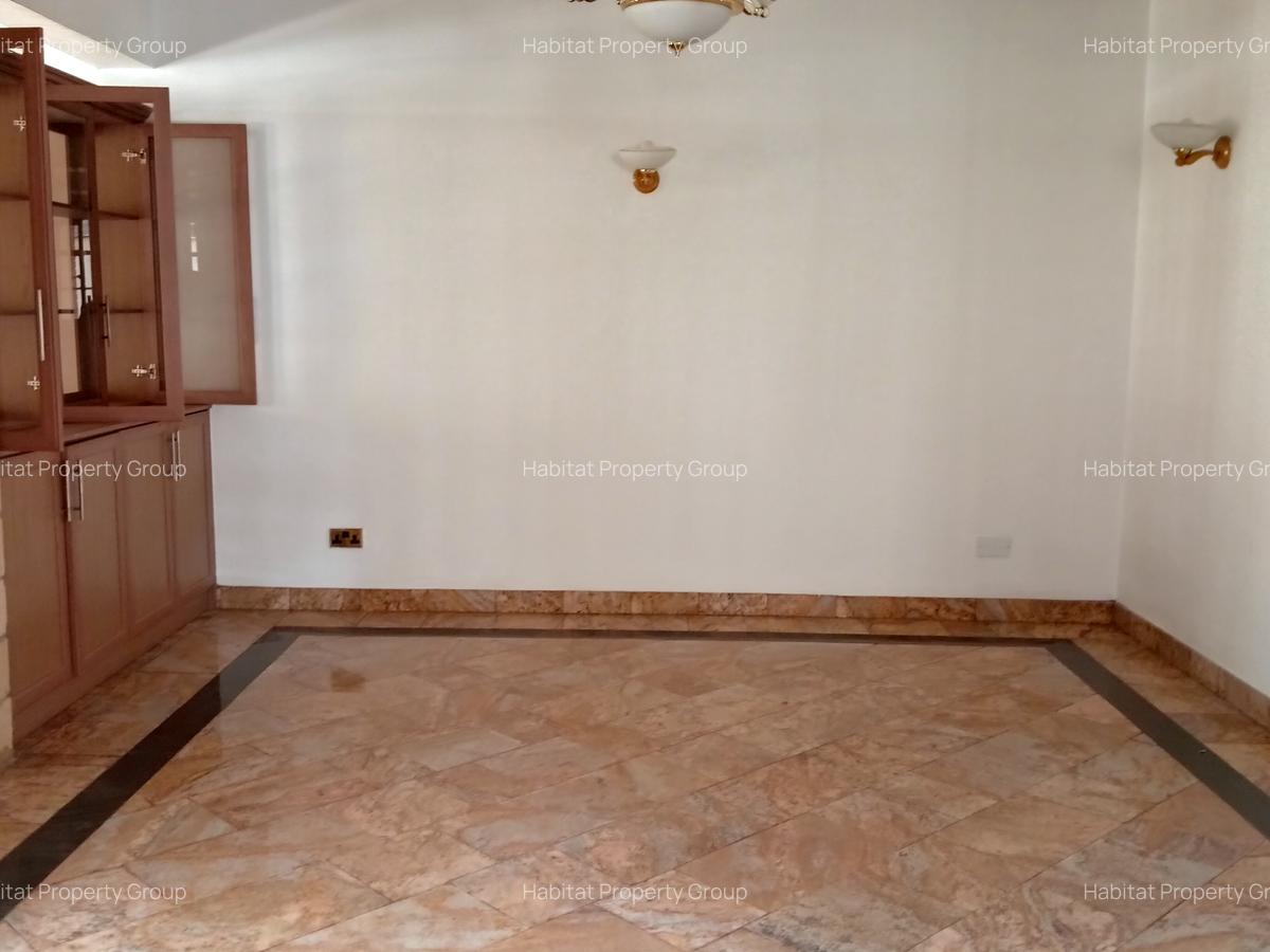 5 Bed Townhouse at Convent Road - 15