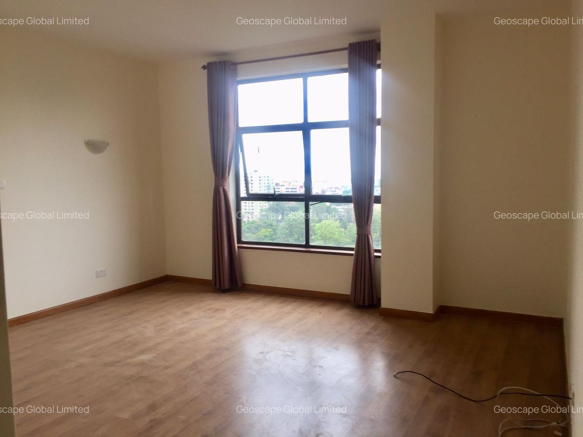 3 Bed Apartment with En Suite in Westlands Area - 4
