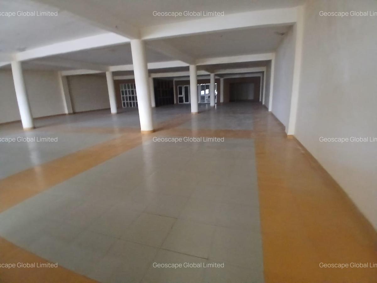 10,000 ft² Warehouse with Backup Generator in Mlolongo - 2