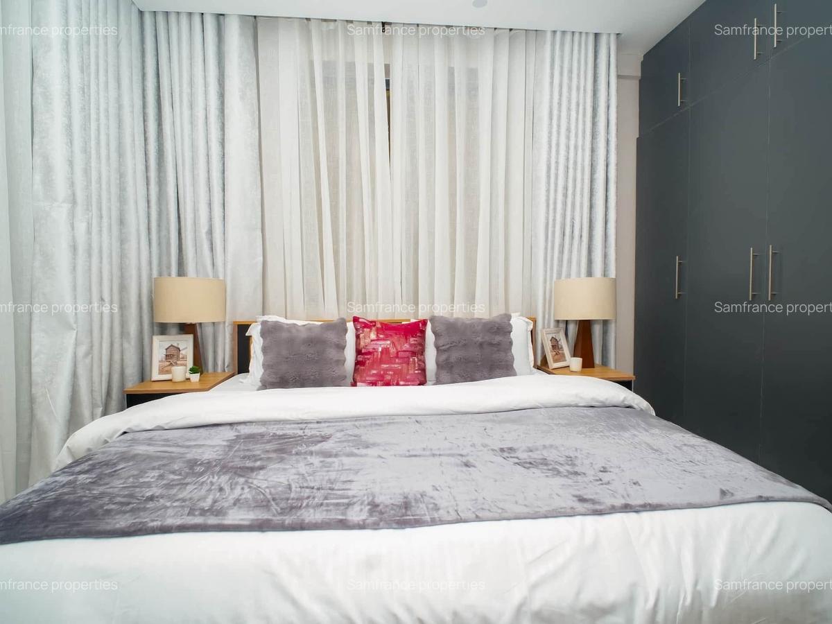 Serviced 2 Bed Apartment with En Suite at 1St Avanue - 14