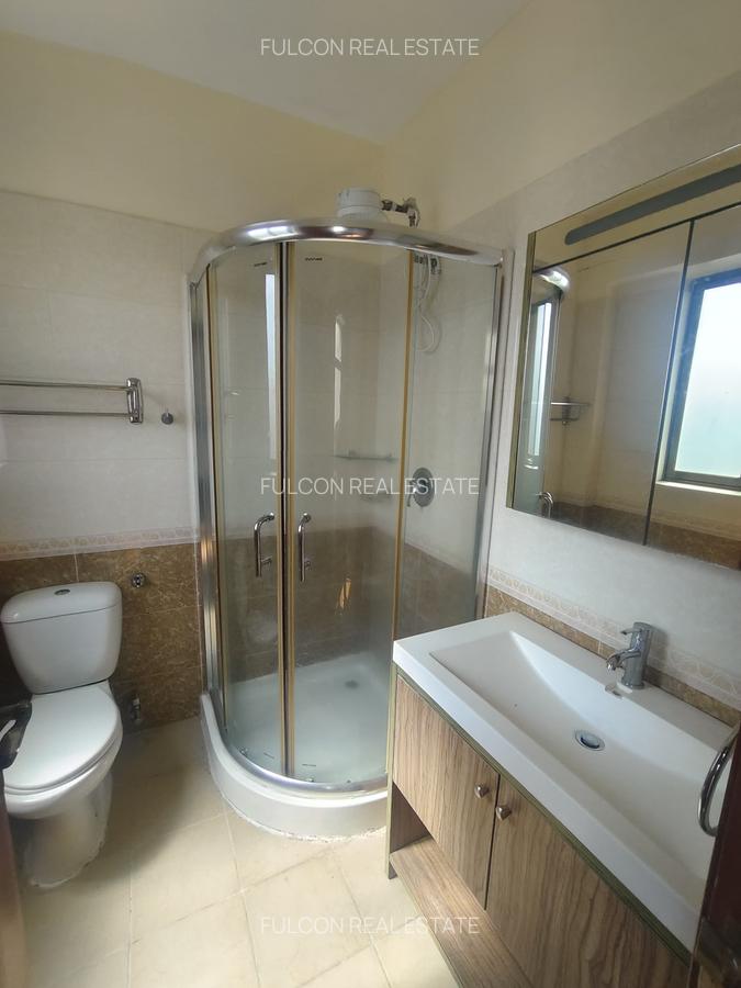 4 Bed Apartment with En Suite in Lavington - 17