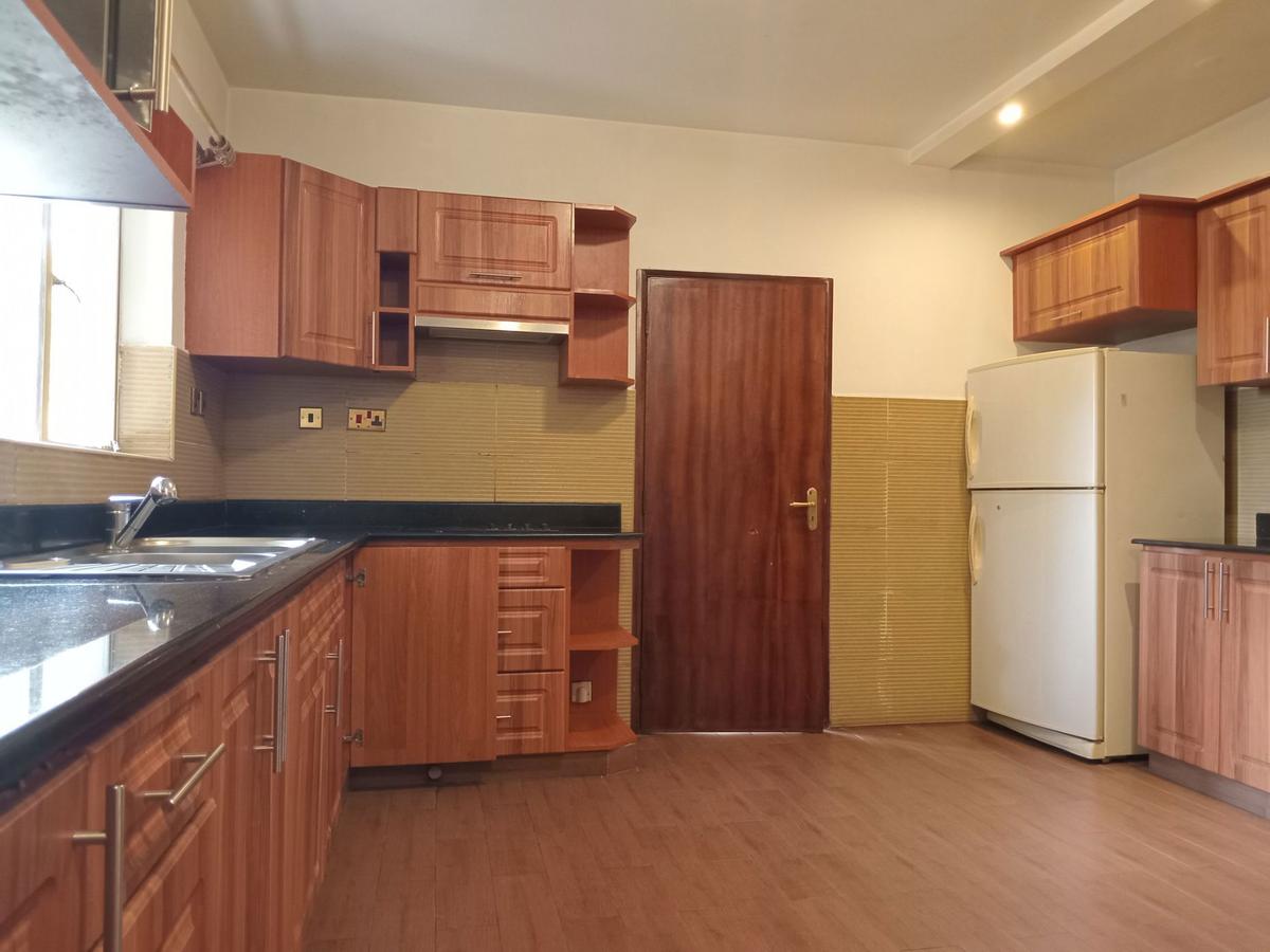 4 Bed Apartment with En Suite in Kilimani - 6