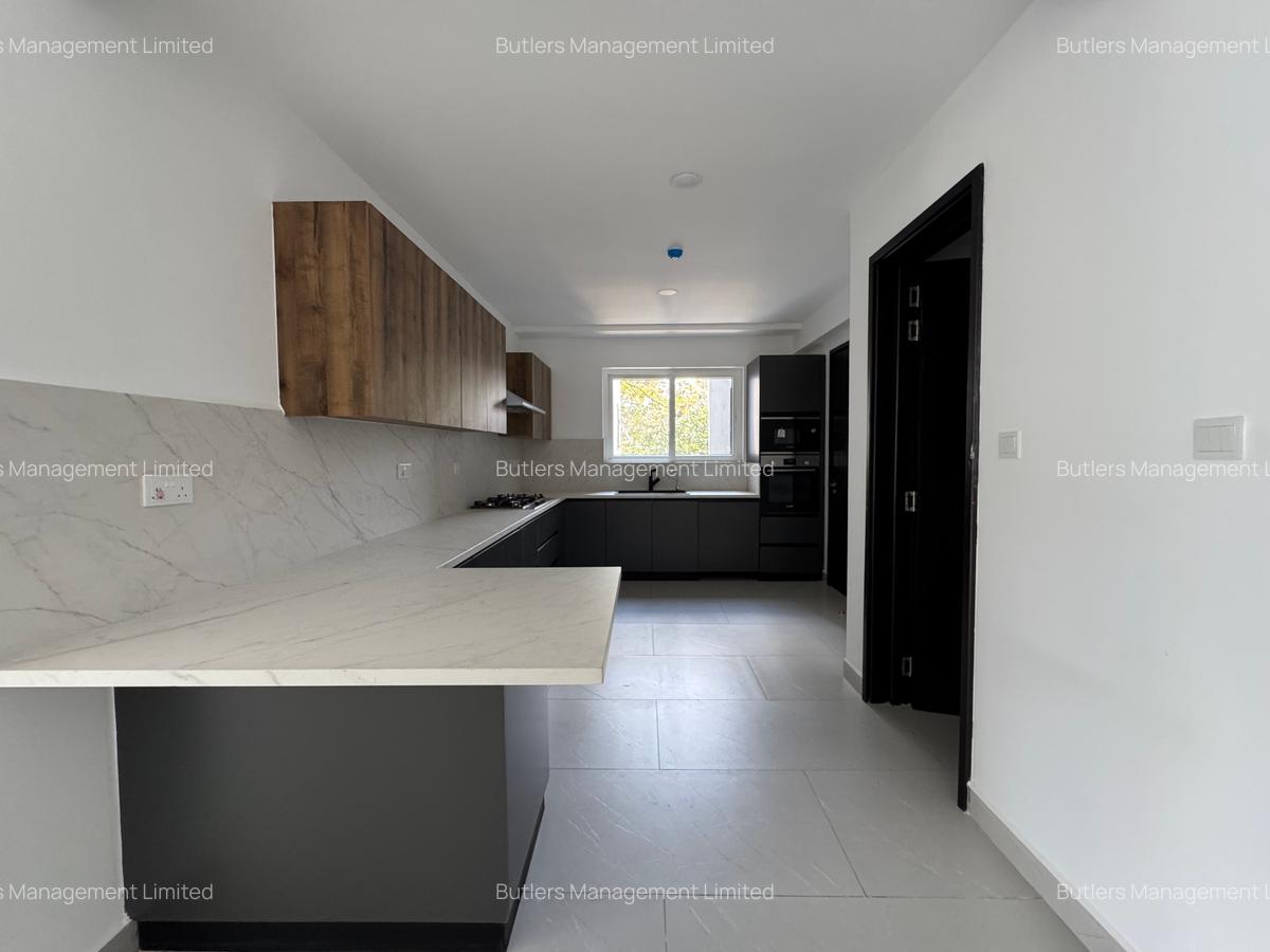 3 Bed Apartment with En Suite in General Mathenge - 5