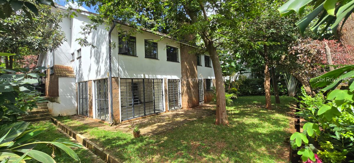 4 Bed Townhouse with En Suite at Lavington Off James Gichuru - 5